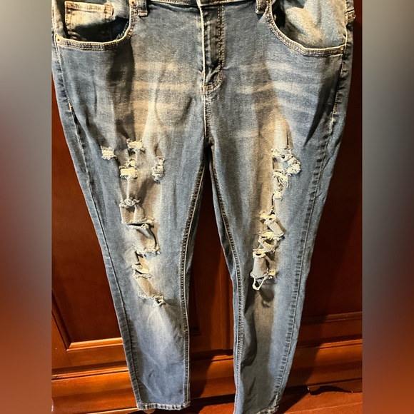 Bongo Distressed Blue Women's Jeans Size 13 - Picture 2 of 7